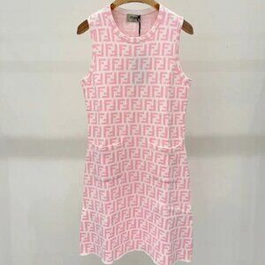 Fendi pink knitted short-sleeved dress